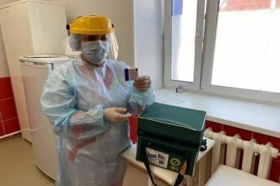 Тюменская область получила партию вакцины от ковида объемом 2500 доз