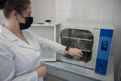 В ТГУ открылась лаборатория по выращиванию живых клеток