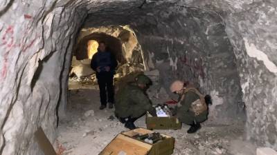 Российские саперы в Сирии уничтожили подземное убежище террористов