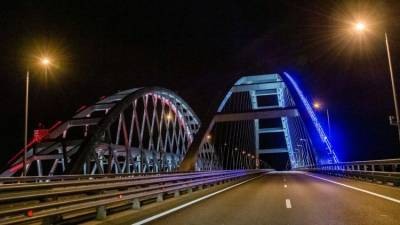Дорога к Крымскому мосту получит новое освещение