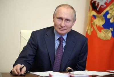 Путин поздравил жителей Чечни с Днем конституции республики