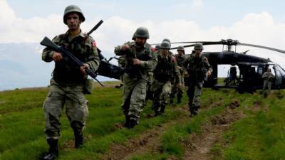Турция и Узбекистан проводят совместные учения спецназа у границ Афганистана