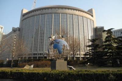 МИД Китая выразил протест главе делегации ЕС из-за введенных санкций