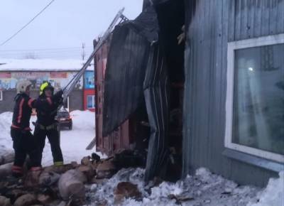 Названа причина пожара в строительном магазине в Сыктывкаре