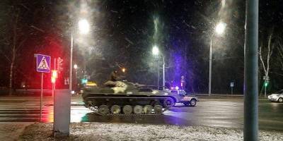 В Беларуси сняли на фото и видео, как колонна танков двигалась к границе в Гродно - ТЕЛЕГРАФ