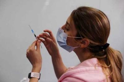 За вчера в Украине вакцинировали от коронавируса 10 904 человека, всего - 121 929, - Минздрав