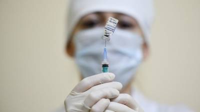 Эпидемиолог оценила возможность повторной прививки вакциной "Спутник V"