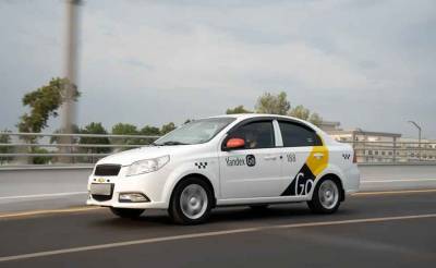 Yandex Go запустил в Ташкенте оплату такси пластиковыми картами