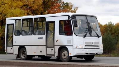 Омский водитель автобуса внезапно умер во время движения