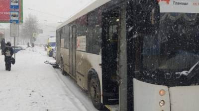 Омский водитель муниципального автобуса скончался за рулем