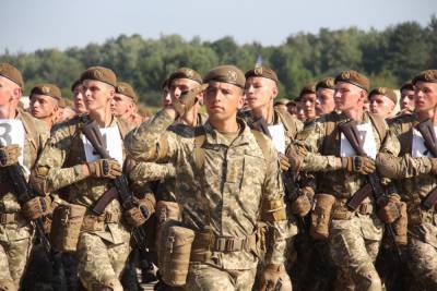 Стало известно о планах Украины перебросить 4 тысячи военных к Донецку
