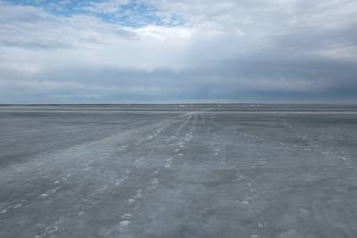 На Южном Урале — новый конфликт на озере. Арендатор раздавил трактором удочки рыбаков
