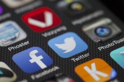 В Роскомнадзоре заявили, что Twitter неспешно удаляет запрещенный в РФ контент