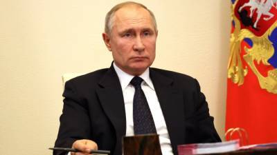Кремль: Путину не нравится вакцинация "под камерами"