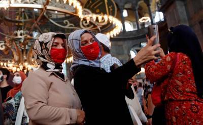 Турция объяснила выход из конвенции по защите женщин
