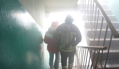 Из горящего жилого дома в Уфе эвакуировали 30 человек