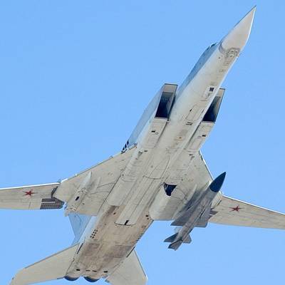 В ЧП на аэродроме под Калугой погибли три члена экипажа ТУ-22М3
