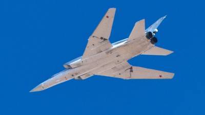 Минобороны: Под Калугой на аэродроме разбился дальний бомбардировщик Ту-22М3