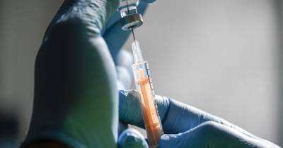 Глава Минздрава рассказал, как из списков ожидания на вакцинацию от коронавируса будут выбирать людей