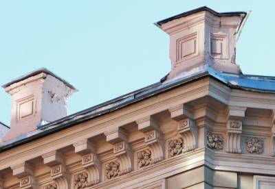 Фрагменты здания конца ХIХ века обнаружили на Крутицкой набережной в Москве
