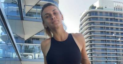 "Идеальное тело": украинская теннисистка в крошечном бикини позагорала в Майами