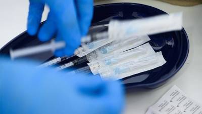 Мужчина умер в Молдавии после прививки AstraZeneca