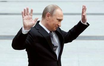 В Госдуме одобрили законопроект, который позволит править Путину еще два срока