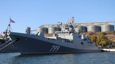 Экипажи фрегатов ВМФ РФ отработали отражение атаки условного противника в Черном море