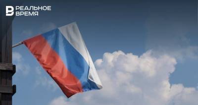 Главу Камских Полян оштрафовали за перевернутый флаг России на здании администрации
