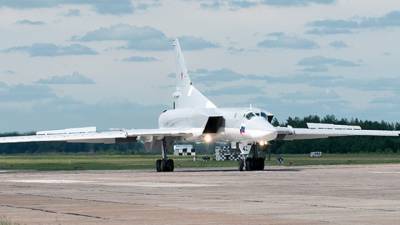 На аэродроме под Калугой разбился бомбардировщик Ту-22м3