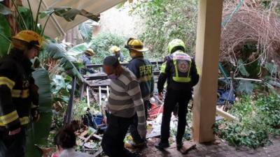 Балкон жилого дома рухнул в Герцлии, четыре человека ранены