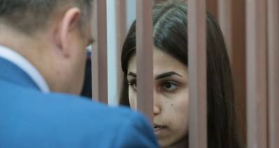 Сестер Хачатурян признали потерпевшими по делу о насилии и побоях со стороны отца
