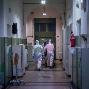 В Венгрии зафиксировали рекорд суточной смертности от коронавируса