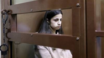 Адвокат сестер Хачатурян сообщил, что их официально признали потерпевшими