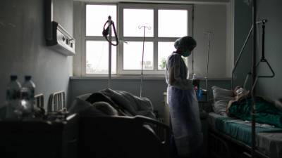 Ситуация очень сложная, медики на грани: что происходит на COVID-госпиталях