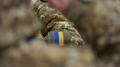 В Донбассе украинский снайпер застрелил пенсионера