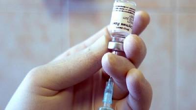 Полторы сотни смолян успешно привились новой вакциной «Спутник Лайт»