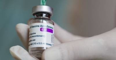 США обвинили AstraZeneca в предоставлении устаревших данных о своей вакцине от COVID-19