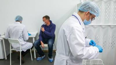 Николай Валуев призвал россиян вакцинироваться от коронавируса