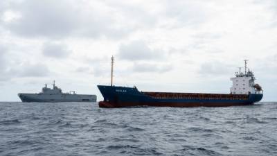 Шесть тонн кокаина из Бразилии изъяли на судне под флагом Сент-Китса и Невиса