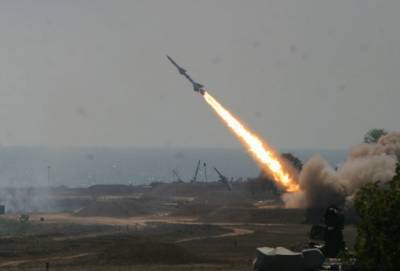 База США в Сирии подверглась ракетному удару
