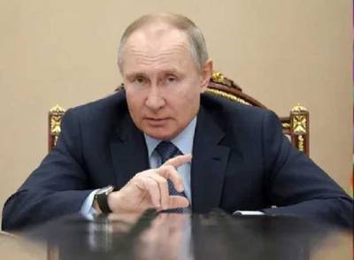 Путин собрался вакцинироваться от COVID-19: в Кремле отказались называть препарат