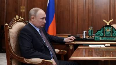 Путин уволил подозреваемого во взятках губернатора Пензенской области
