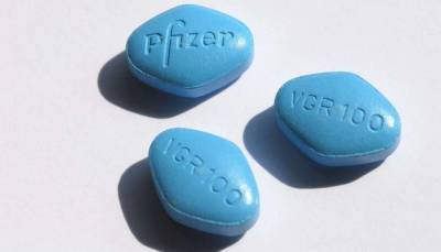 Таблетку от COVID-19 начала тестировать Pfizer