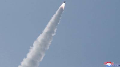 Северная Корея запустила две ракеты малой дальности