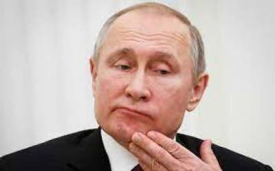 Путину дали прививку от коронавируса