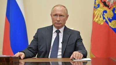 В Кремле заявили, что Путин вакцинировался от коронавируса, но показать процедуру публично отказались