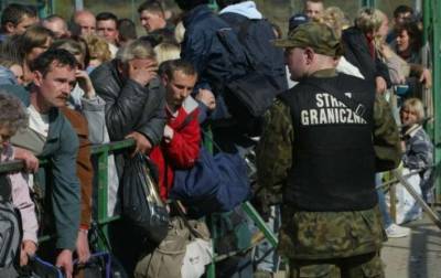 Заробитчанам могут запретить въезд в Польшу на три года