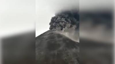 ЧП. Международный аэропорт Гватемалы закрыли из-за извержения вулкана