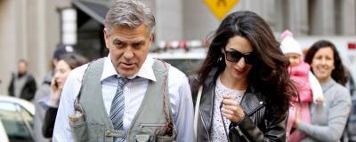 Джордж Клуни - Амаль Клуни - Джордж Клуни учит детей «ужасным вещам», чтобы разыгрывать жену - runews24.ru